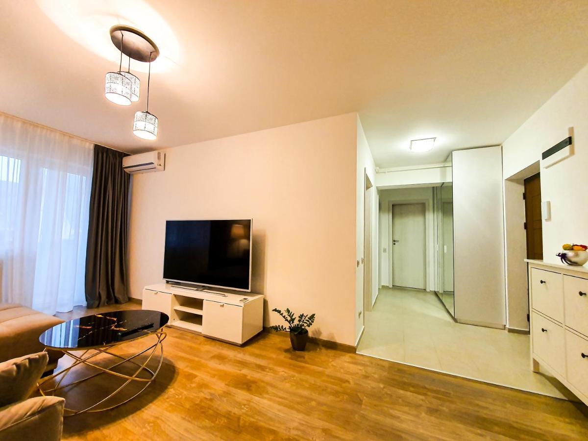 Luxurious Retreat 1Br Apartment With Netflix, Private Parking And Self Check In Popesti-Leordeni Luaran gambar