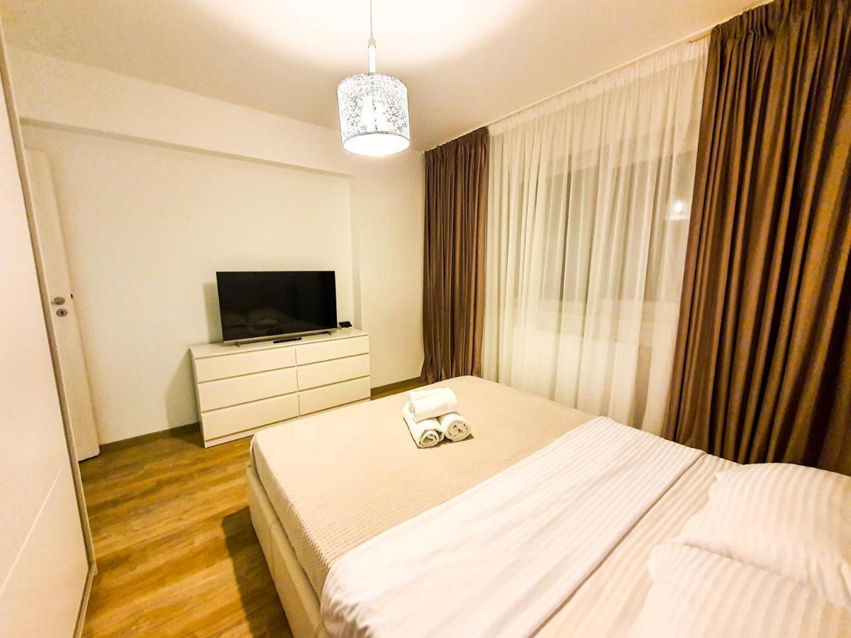 Luxurious Retreat 1Br Apartment With Netflix, Private Parking And Self Check In Popesti-Leordeni Luaran gambar